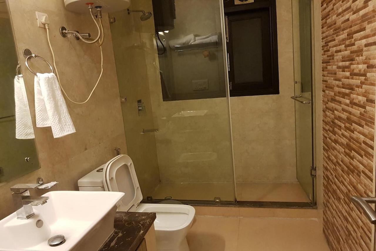 Greenleaf Apartment And Suites, Kalkaji นิวเดลี ภายนอก รูปภาพ