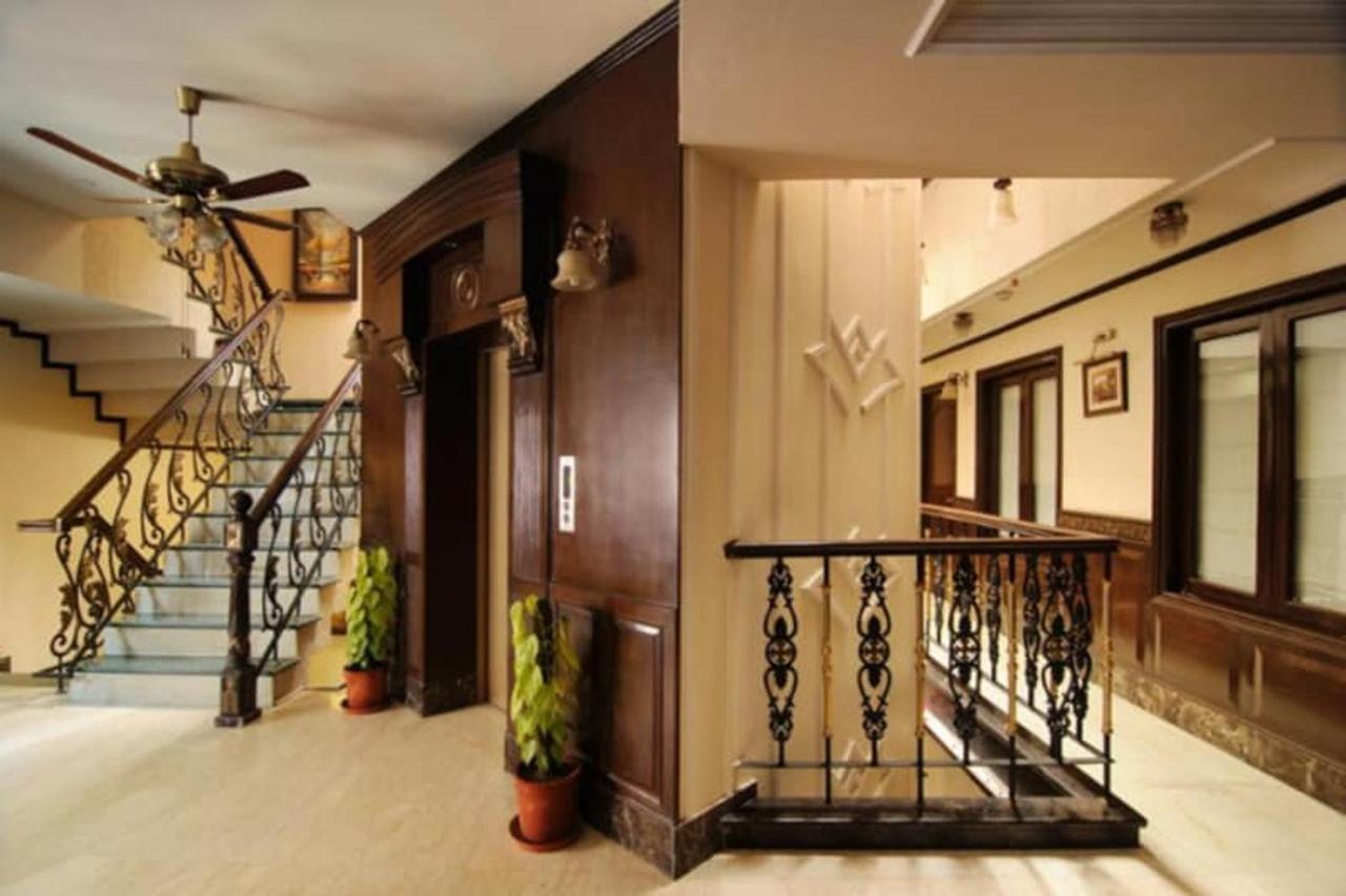 Greenleaf Apartment And Suites, Kalkaji นิวเดลี ภายนอก รูปภาพ